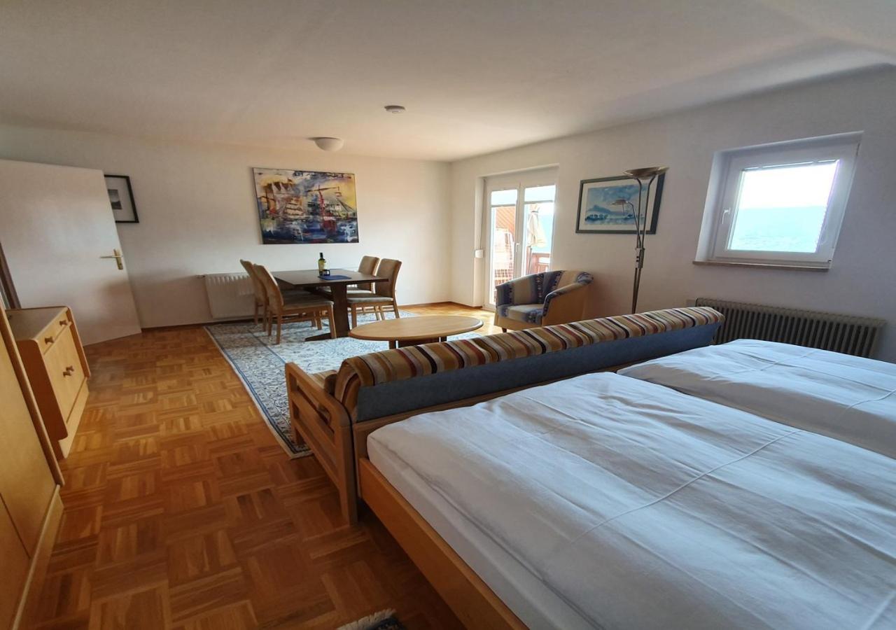 Haus Kraller-Urlaub Mit Seeblick Apartment Millstatt Bagian luar foto