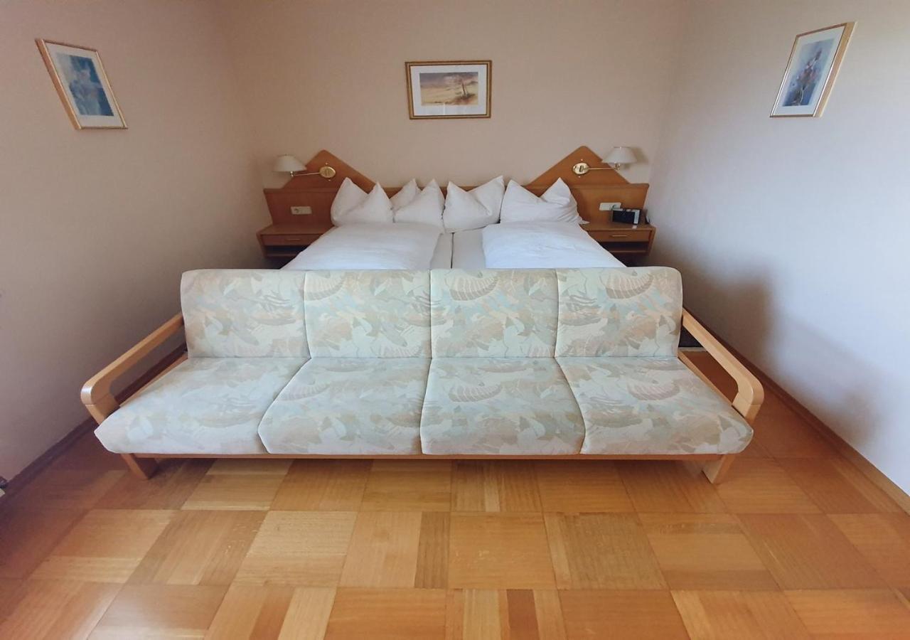 Haus Kraller-Urlaub Mit Seeblick Millstatt Bagian luar foto