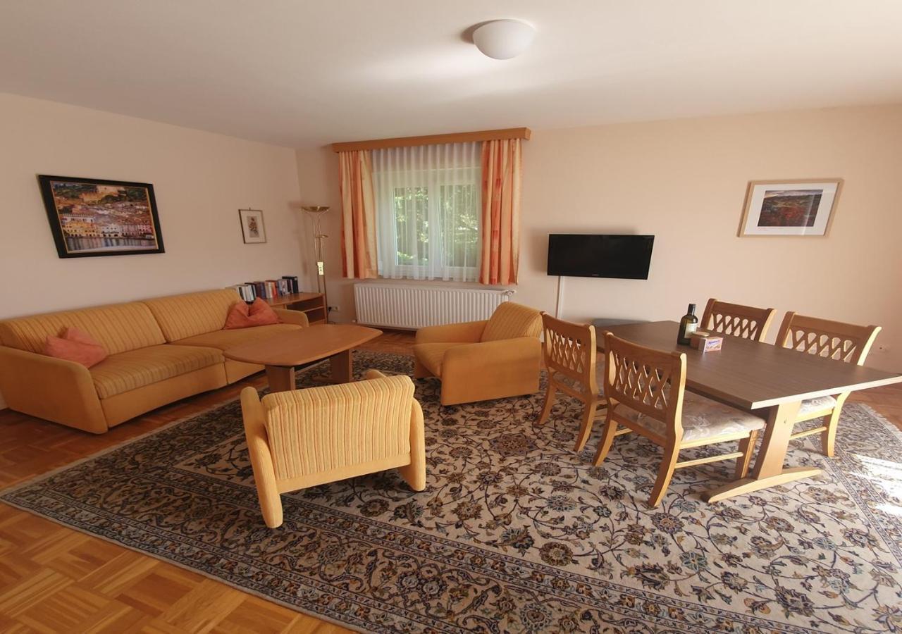 Haus Kraller-Urlaub Mit Seeblick Millstatt Bagian luar foto