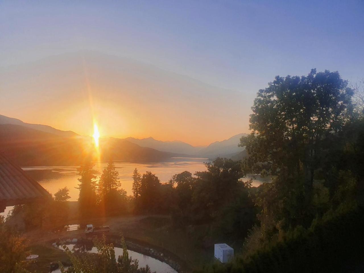 Haus Kraller-Urlaub Mit Seeblick Millstatt Bagian luar foto