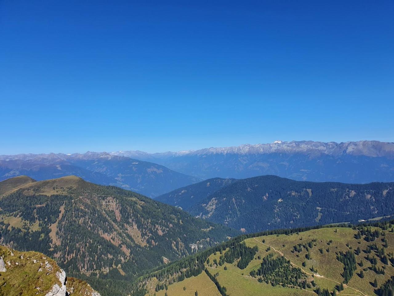 Haus Kraller-Urlaub Mit Seeblick Millstatt Bagian luar foto