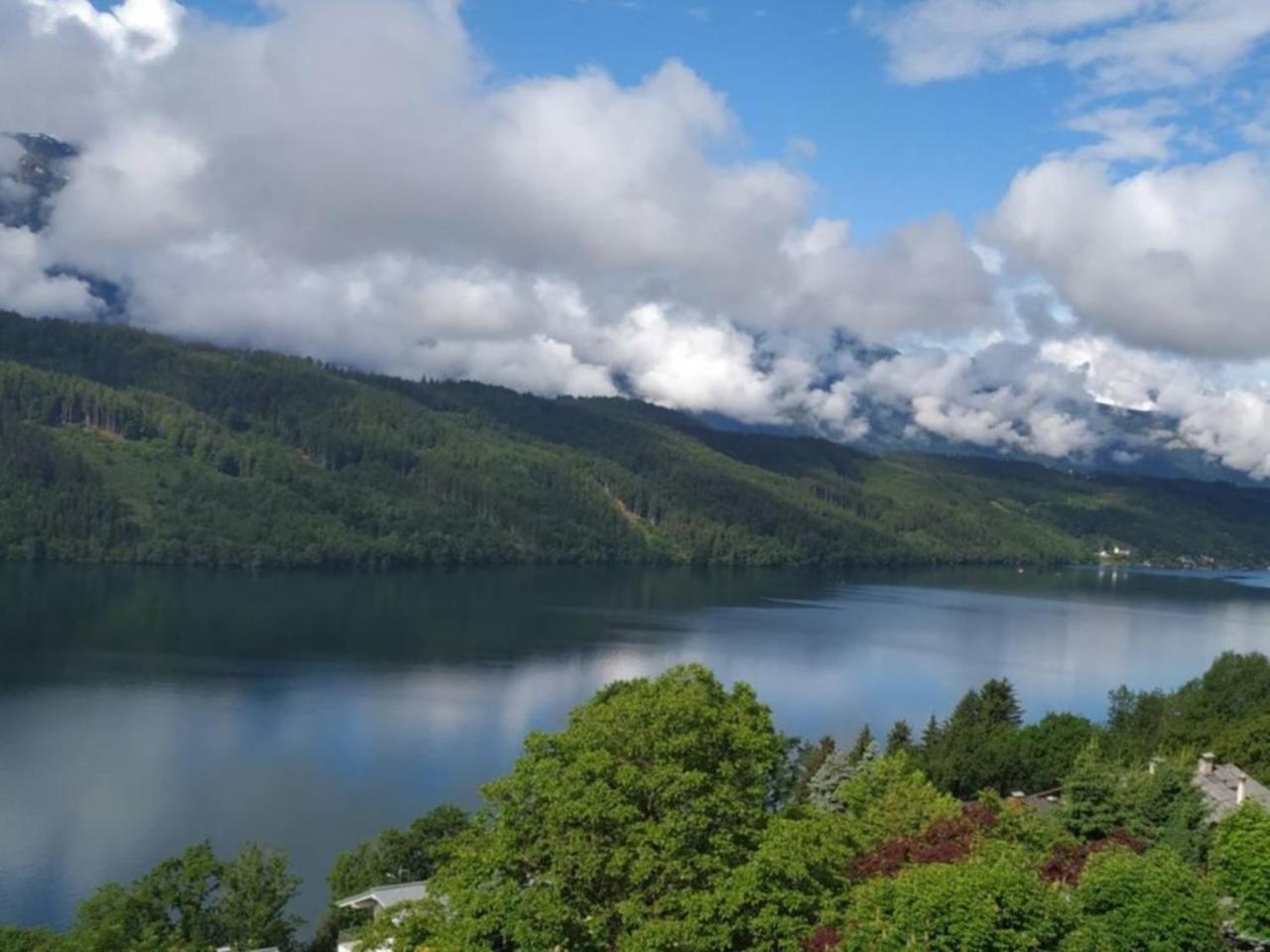 Haus Kraller-Urlaub Mit Seeblick Apartment Millstatt Bagian luar foto