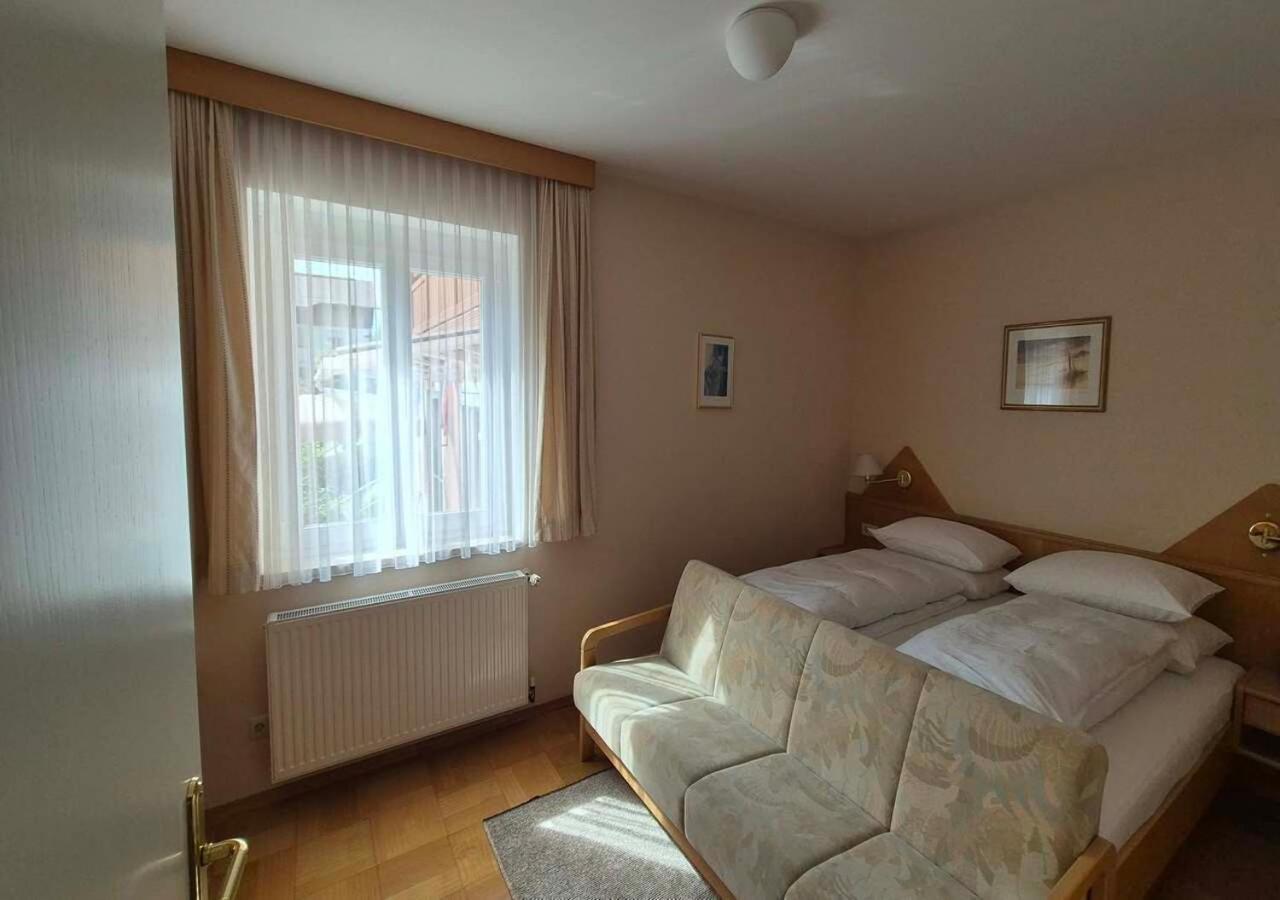 Haus Kraller-Urlaub Mit Seeblick Millstatt Bagian luar foto